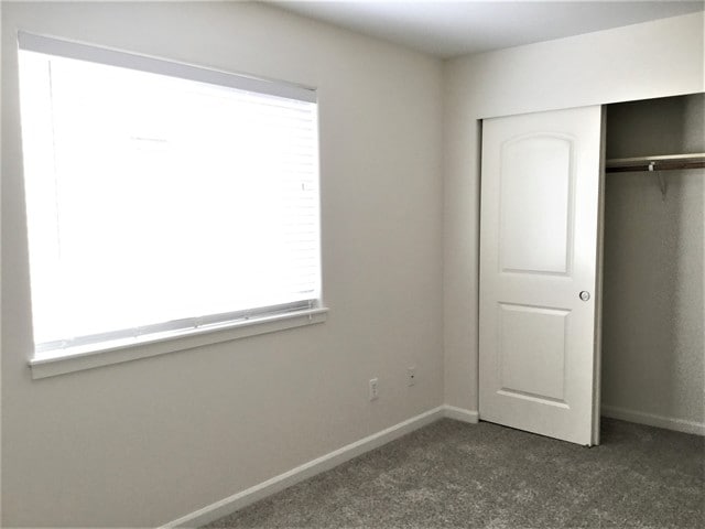 Building Photo - 5100 Balustrade Blvd SE