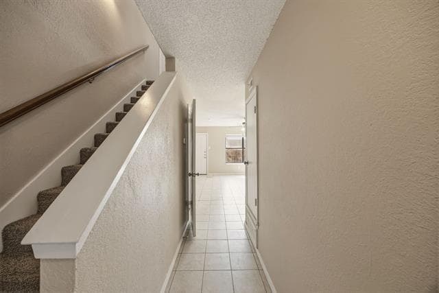 Building Photo - 1006 Bland Dr