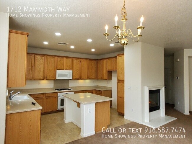 Building Photo - 1712 Mammoth Way