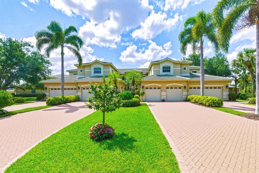 Building Photo - 658 Vintage Reserve Cir