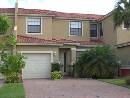 Building Photo - 7452 Bristol Cir