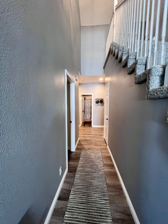 Building Photo - Beautifully upgraded 4 bedroom Murrieta home!