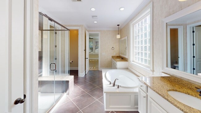 Building Photo - 11052 Preservation Park Dr