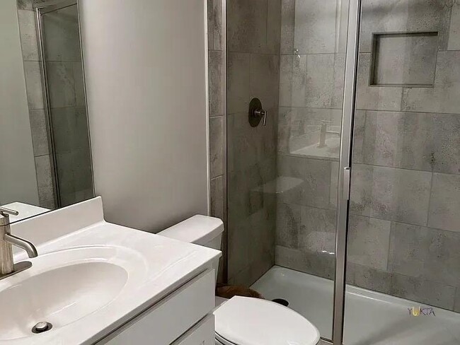 Building Photo - 4210 Essex Pond Wy