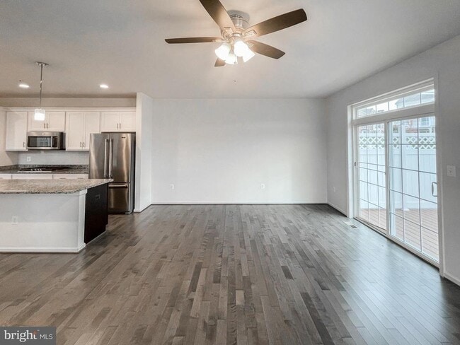 Building Photo - 15501 Newtonmore Ln