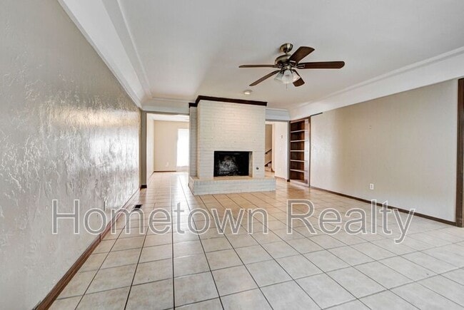 Building Photo - 7301 Edenborough Dr