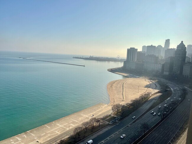 Building Photo - 1240 N Lake Shore Dr