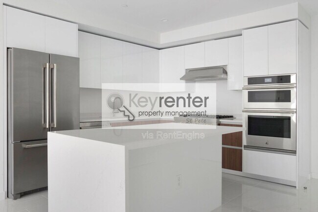 Building Photo - 400 Central Ave