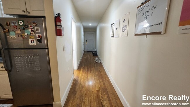 Building Photo - 66 Egmont St