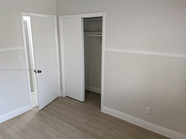 Building Photo - 6991 Coolidge St