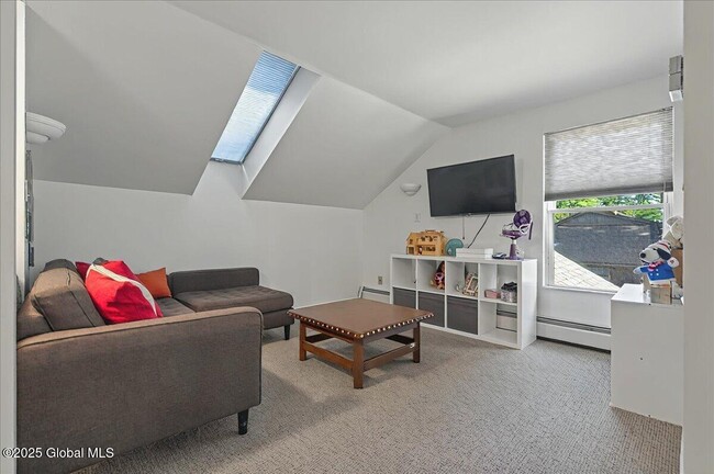 Building Photo - 2 Glade Mallow Rd