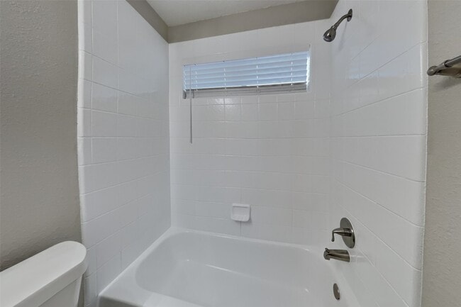 Building Photo - 14619 Becurtesy Ct