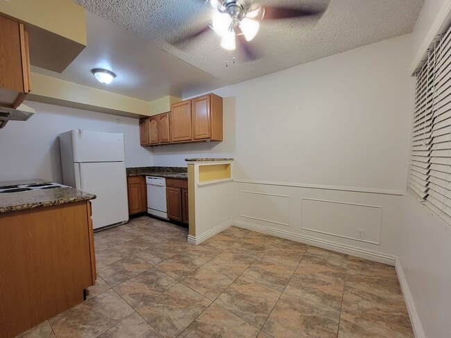Building Photo - Spacious Beautiful North Park 1 Bed / 1 Bath with Pool
