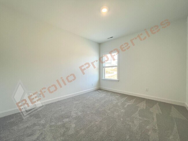 Building Photo - 709 Hardin Hill Lane