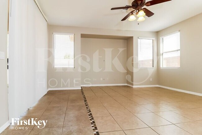 Building Photo - 14440 W Cora Ln