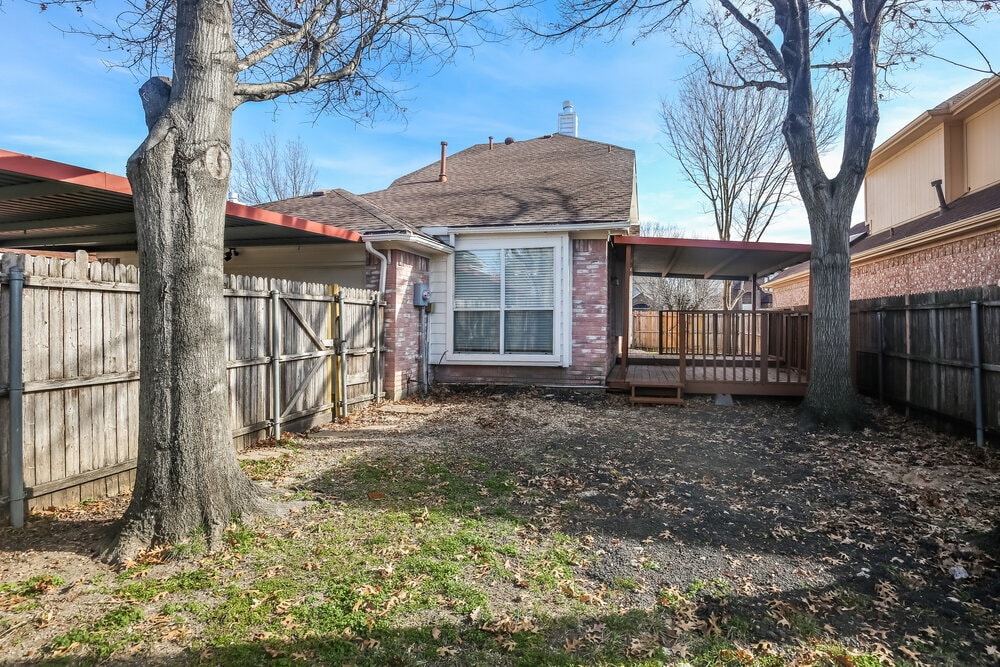 Building Photo - 1511 Springwood Dr