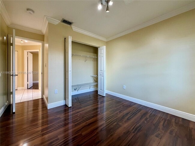 Building Photo - 15021 SW 141st Ln