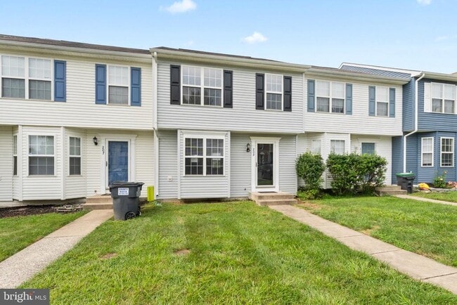 Building Photo - 209 Ilona Ct