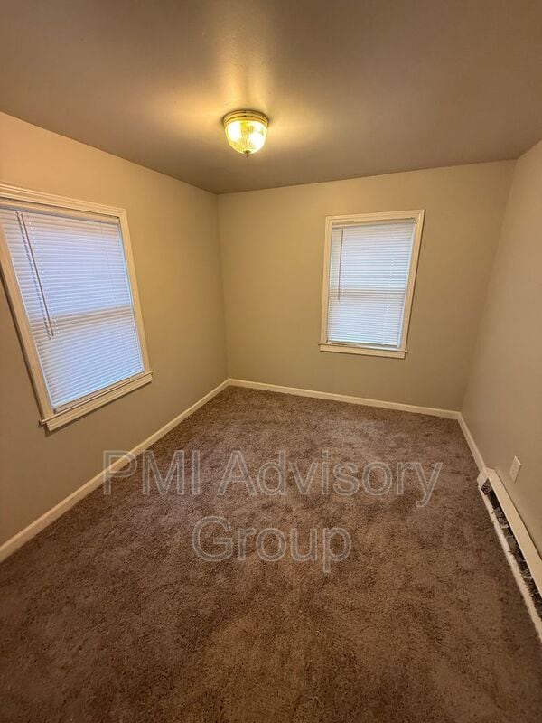 Building Photo - 3210 SE Colorado Ave