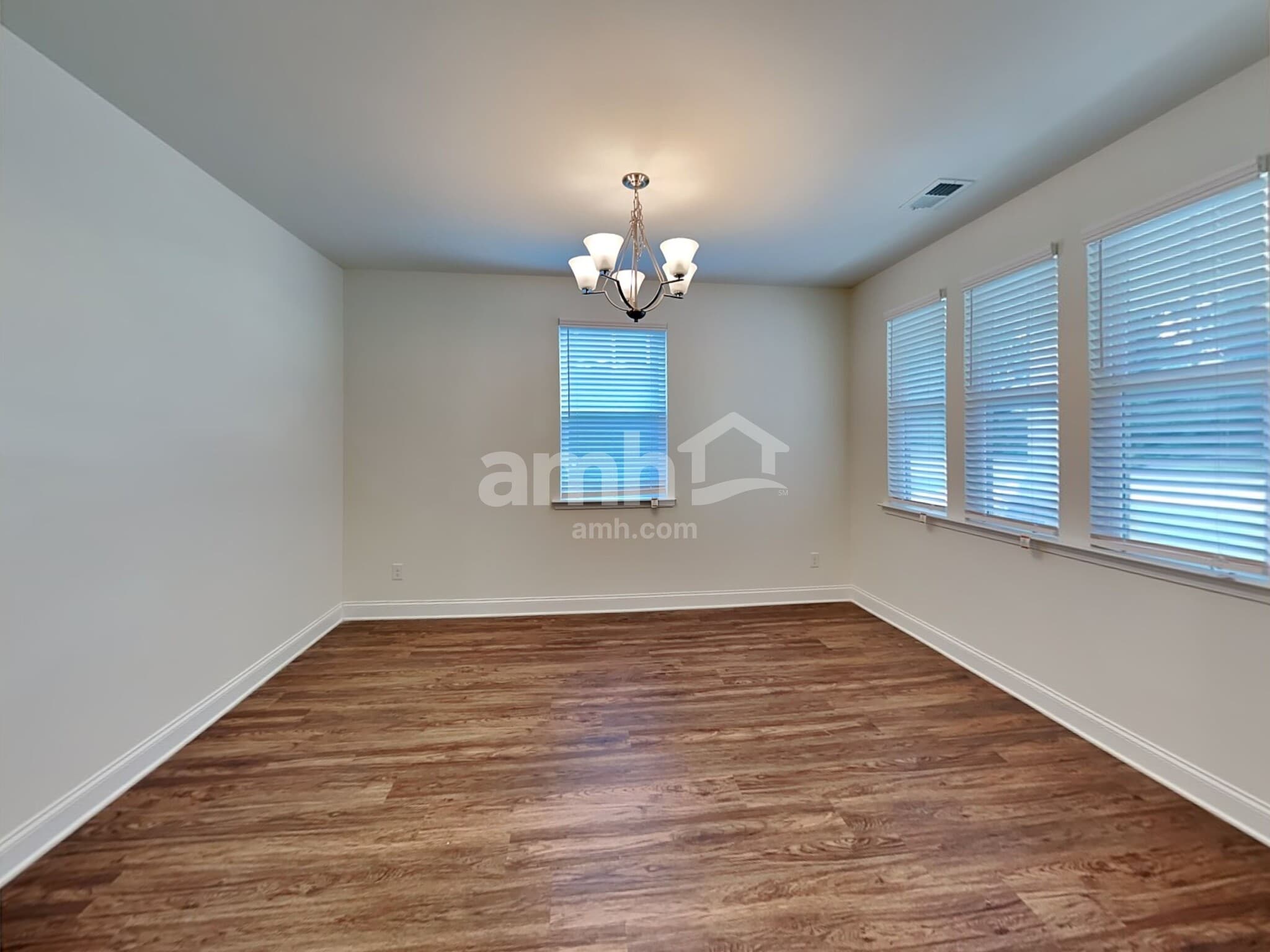 Building Photo - 2150 Brook Enclave Trail