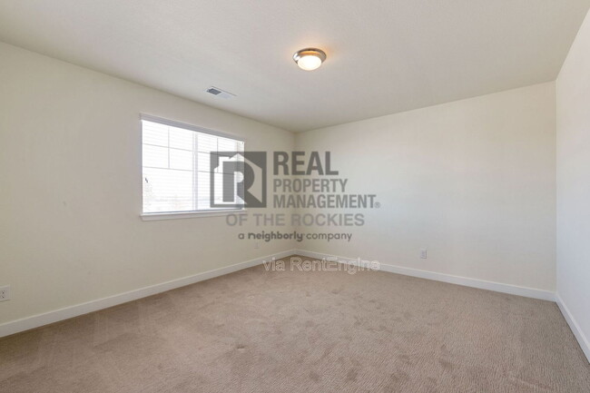 Building Photo - 2888 Fractus St