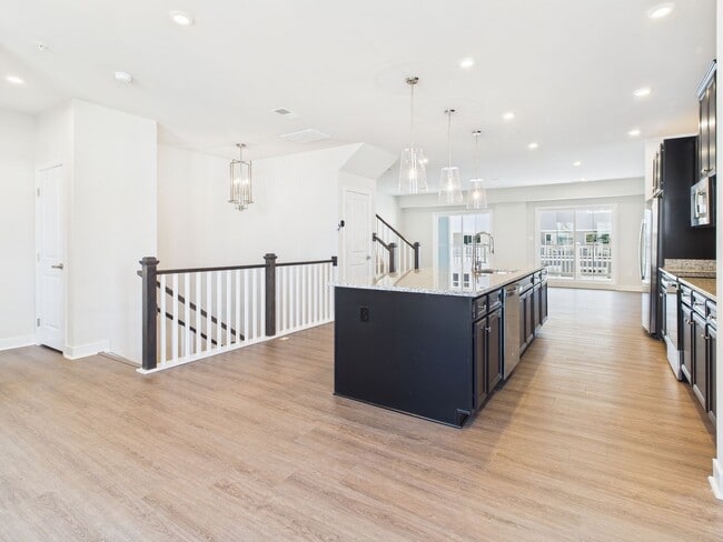 Building Photo - 2802 Calgary Ln