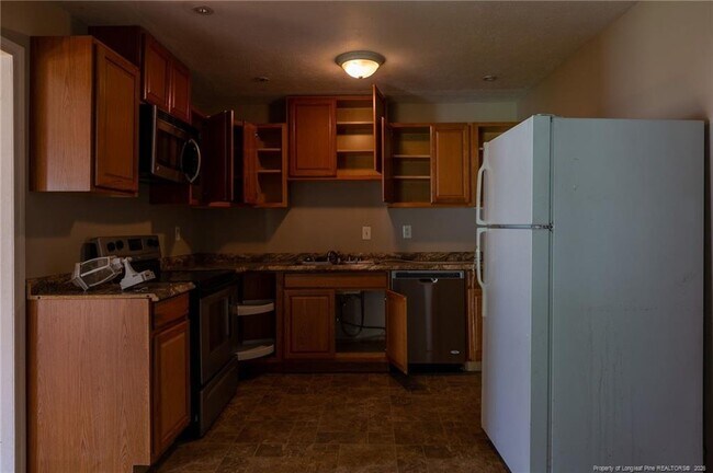 Building Photo - 202 Murray Fork Dr