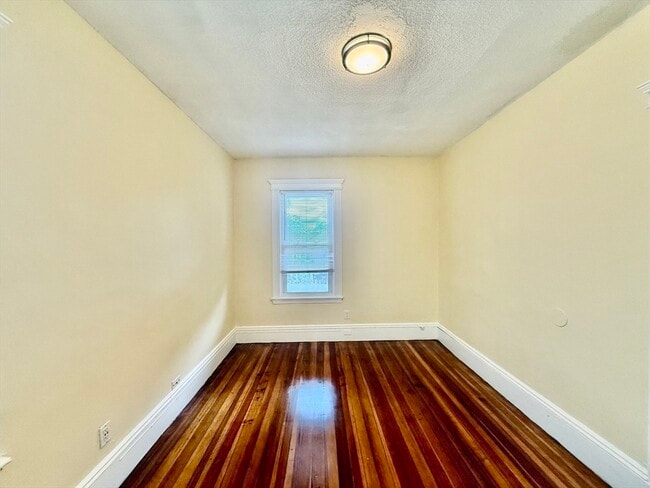Building Photo - 11 Fairmount St