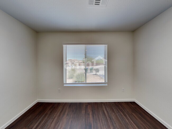 Building Photo - 13187 E Coyote Well Dr