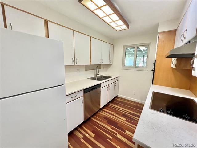 Building Photo - 944 S Potomac Ct