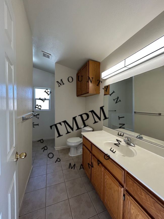 Building Photo - 111 Buck Run Dr