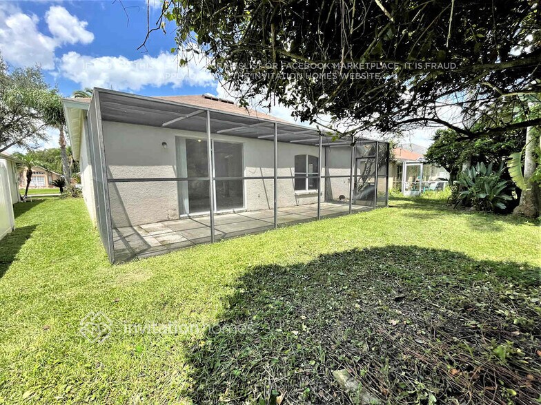 Building Photo - 29242 Birds Eye Dr