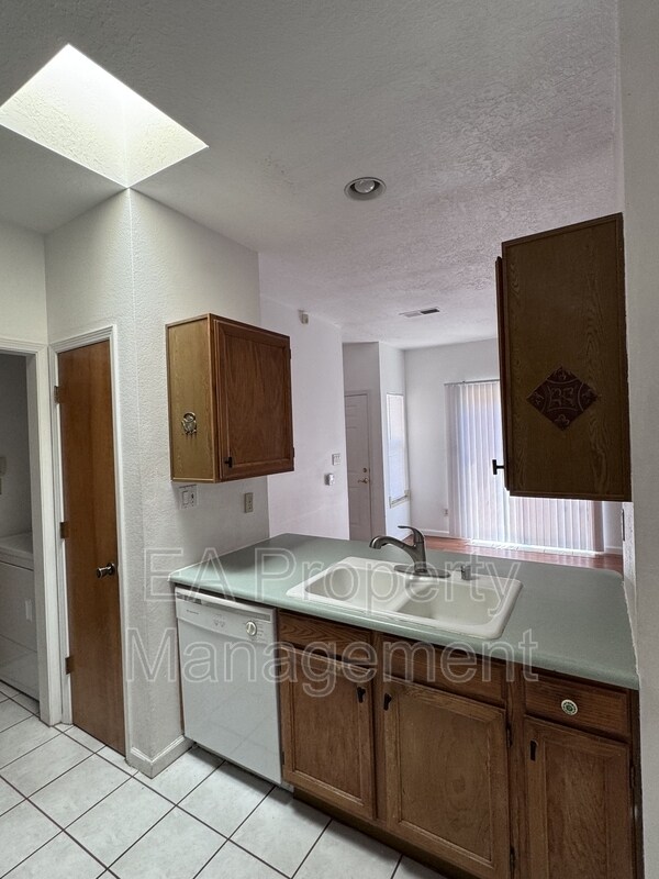 Building Photo - 6541 Keeling St NW