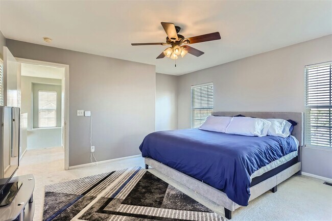 Building Photo - 11701 Fenwick Cir