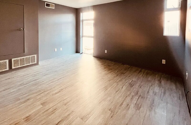 Building Photo - 969 Sigsbee St