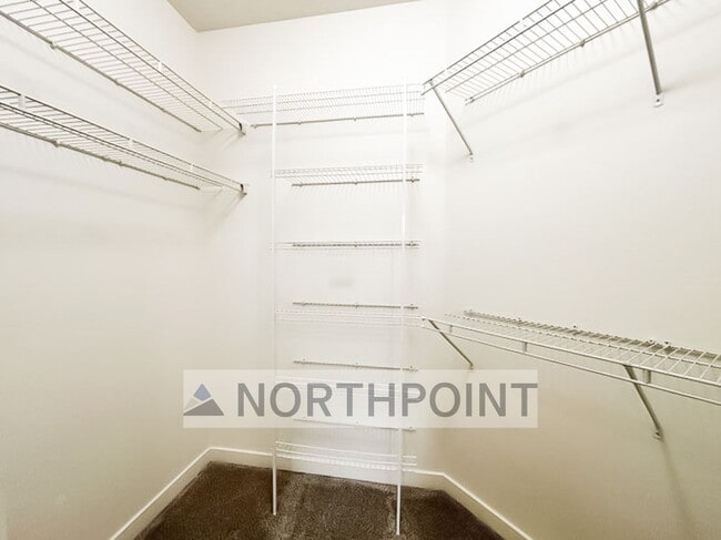 Building Photo - 2BR 1BA Townhome w/ In-Unit Laundry • Stainless Steel • Private Patio in South Jordan