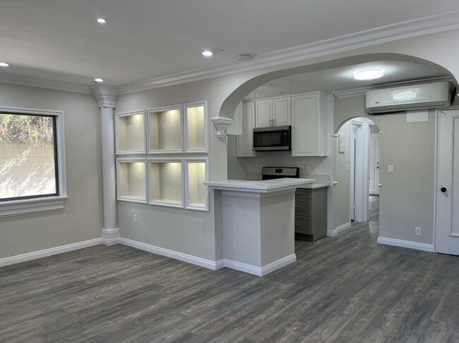 Interior Photo - Courtyard at Cordova Apts