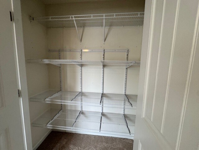 Building Photo - 711 Keystone Park Dr