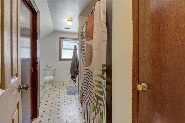 Building Photo - 4Bed/2Bath - Home For Rent in Fort Atkinson