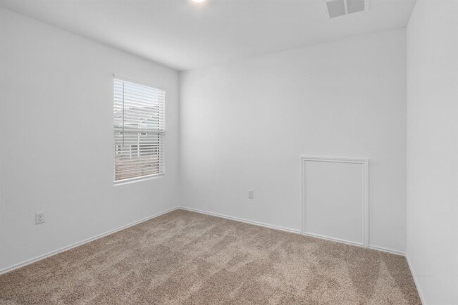 Building Photo - 7136 Spotted Leaf Wy