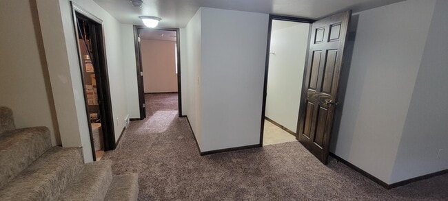 Building Photo - 24 S Pine St