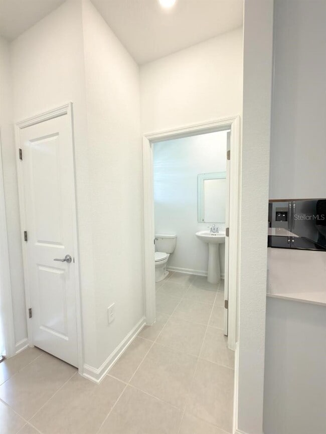 Building Photo - 2509 Spring Tune Aly