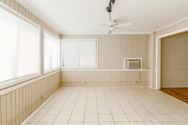 Sun Room - 3000 Hillsboro Pike