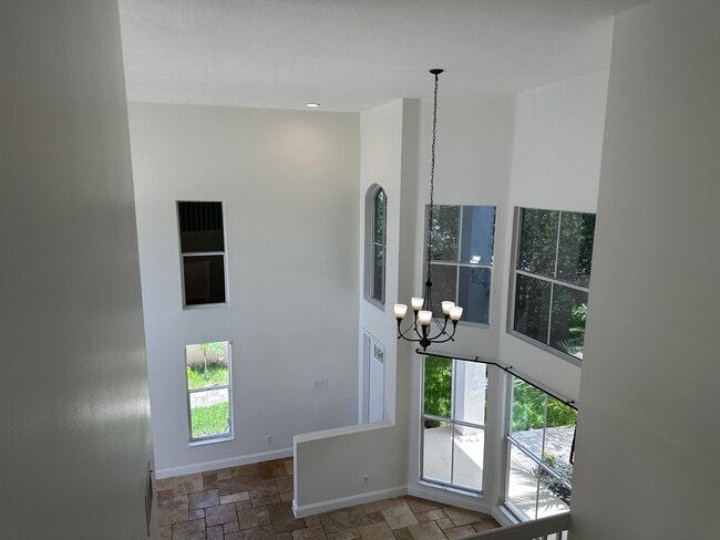 Building Photo - 5220 NW 53rd Ave