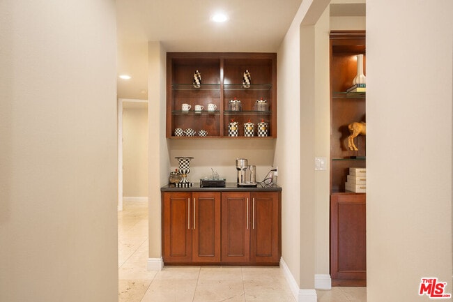 Building Photo - 24907 Marbella Ct