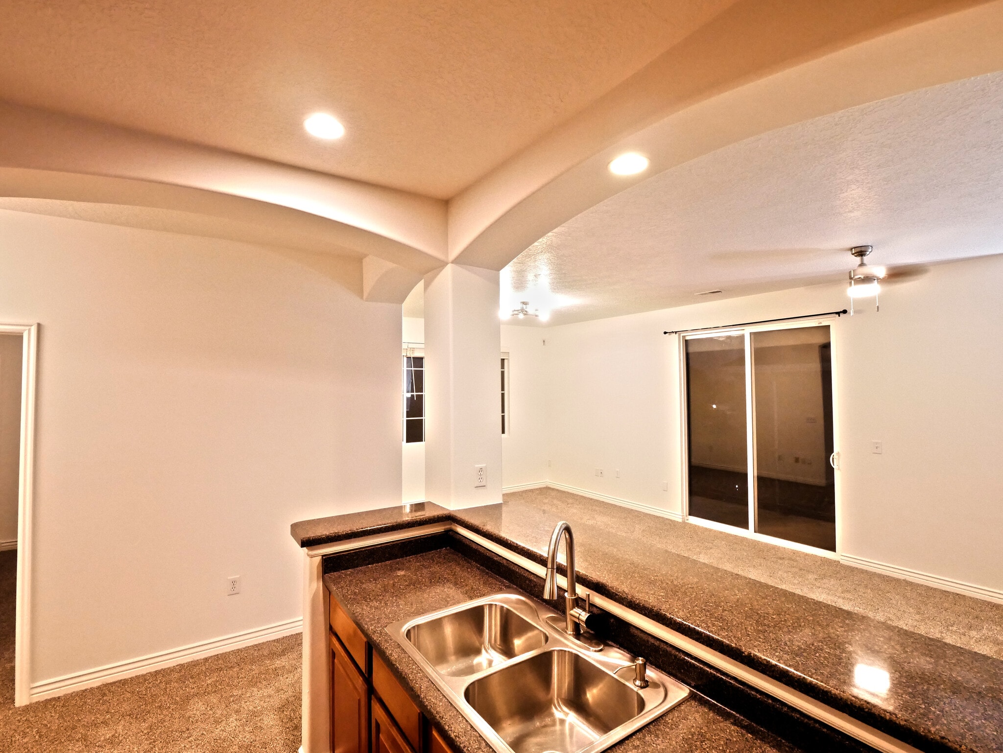 Building Photo - 3953 W Watkins Way