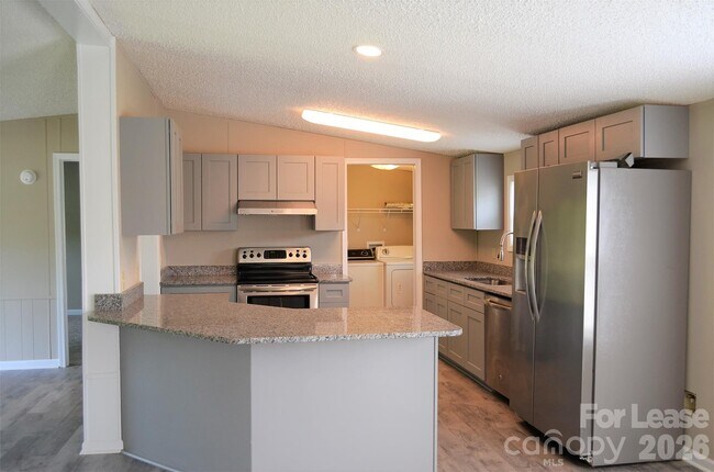 Building Photo - 7167 Long Island Rd