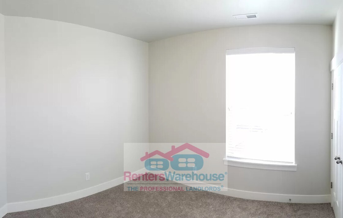 Building Photo - 13084 S Tortola Dr
