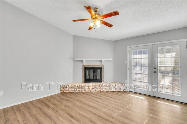 Building Photo - 1835 Upson St