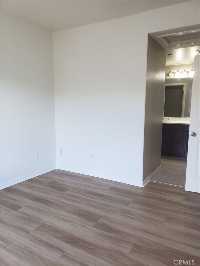 Building Photo - 22919 Mariposa Ave